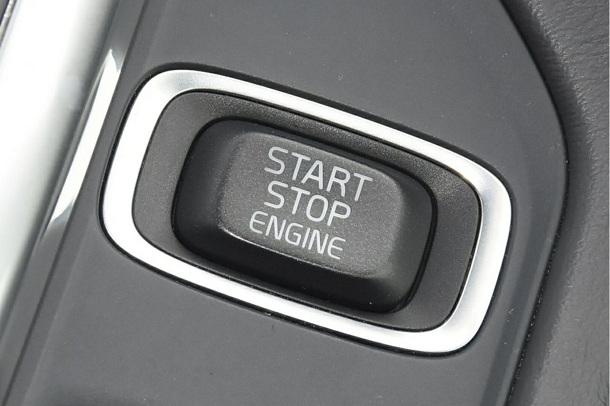 2015 Volvo XC60 D4 Kinetic
