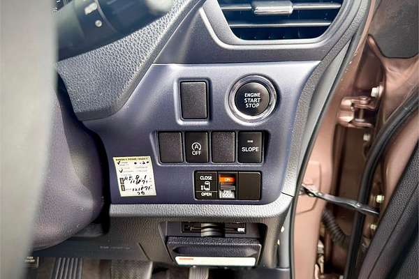2015 Toyota Noah Welcab ZRR80