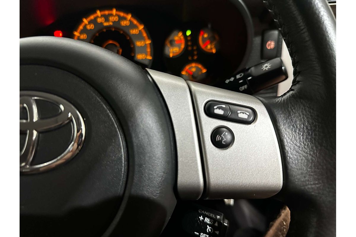 2014 Toyota FJ Cruiser  GSJ15R