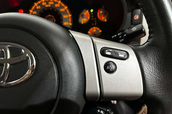 2014 Toyota FJ Cruiser  GSJ15R