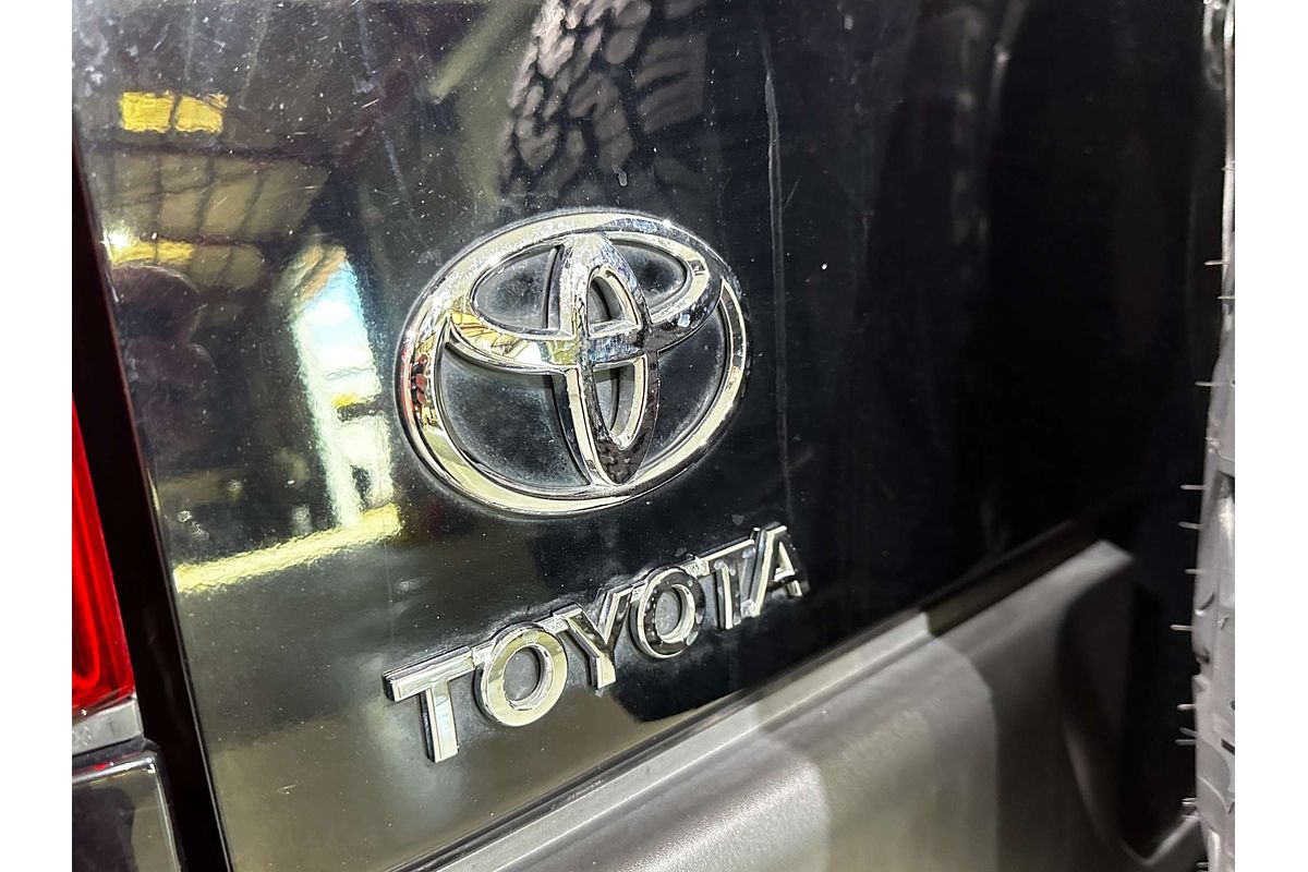 2014 Toyota FJ Cruiser  GSJ15R