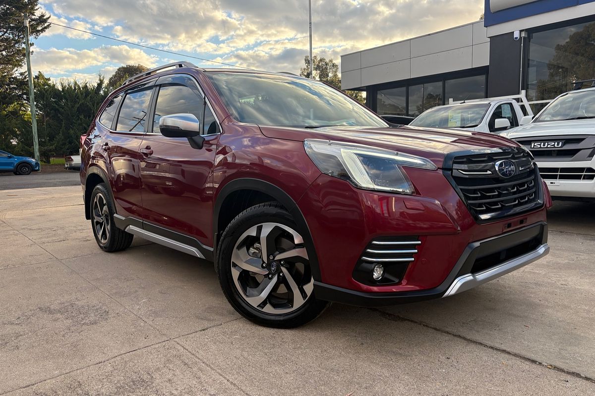 2022 Subaru Forester 2.5i-S S5