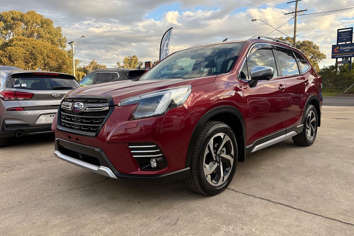 2022 Subaru Forester 2.5i-S S5