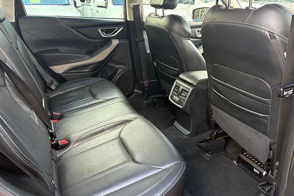 2022 Subaru Forester 2.5i-S S5