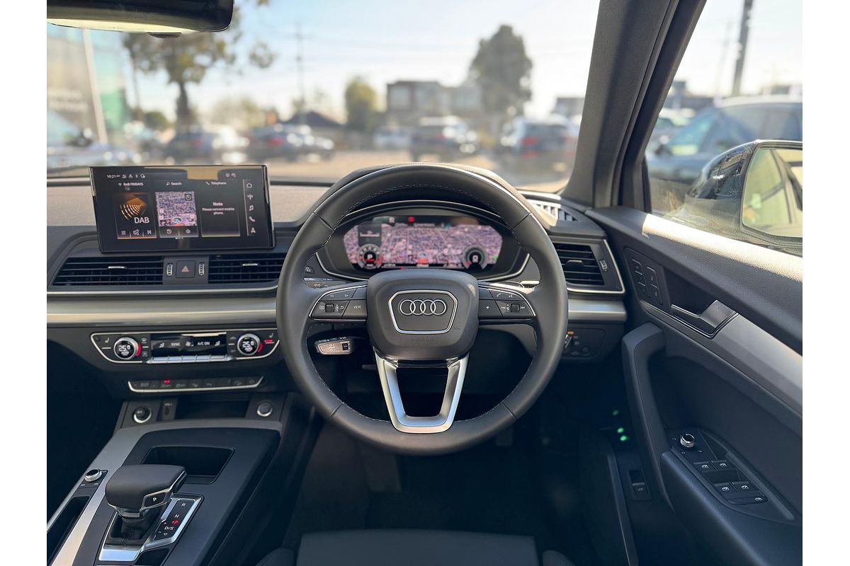 2025 Audi Q5 45 TFSI Sport FY