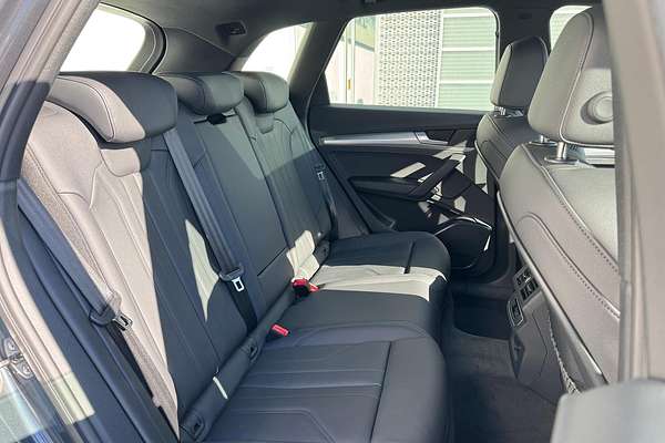 2025 Audi Q5 45 TFSI Sport FY