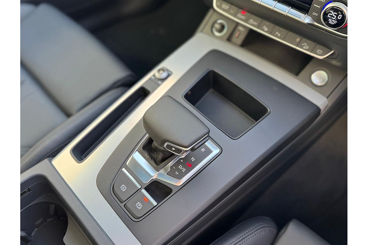 2025 Audi Q5 45 TFSI Sport FY