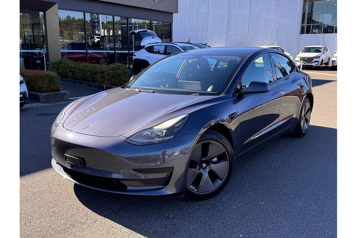 2023 Tesla Model 3 Rear-Wheel Drive