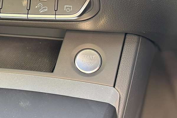 2025 Audi Q5 45 TFSI Sport FY
