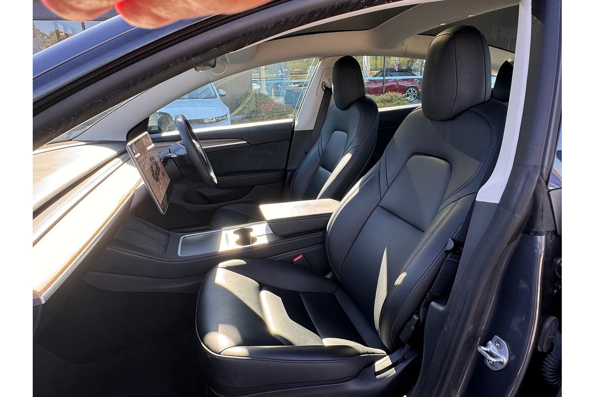 2023 Tesla Model 3 Rear-Wheel Drive