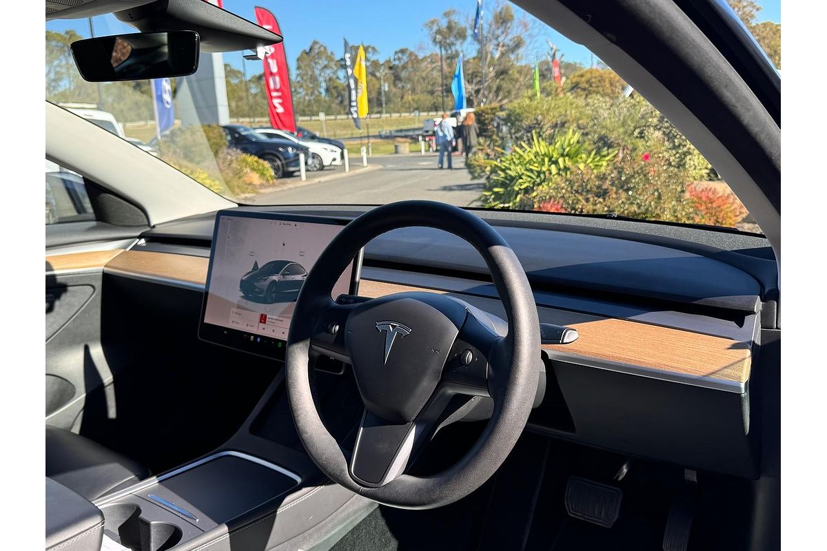 2023 Tesla Model 3 Rear-Wheel Drive