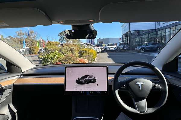 2023 Tesla Model 3 Rear-Wheel Drive