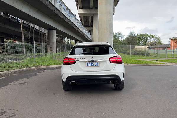 2019 Mercedes-Benz GLA-Class GLA250 X156
