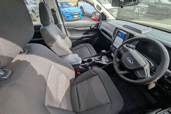 2024 Ford Ranger Black Edition 4X4 2.0L