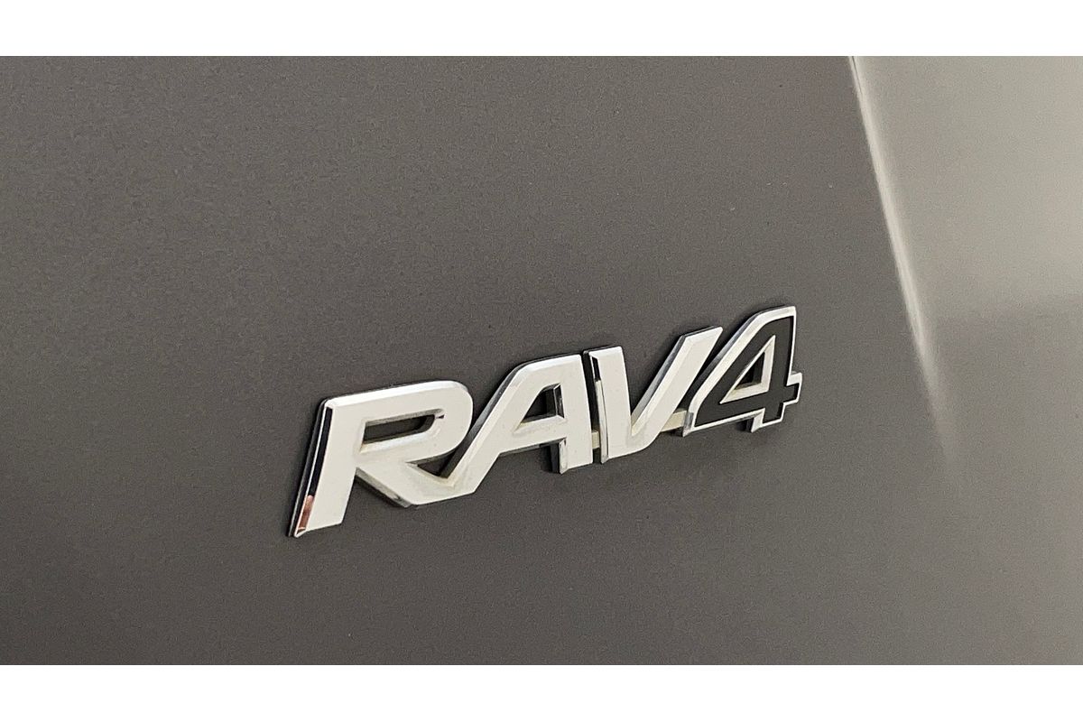 2018 Toyota RAV4 GXL ZSA42R
