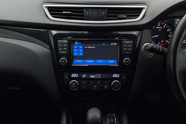 2017 Nissan QASHQAI Ti J11
