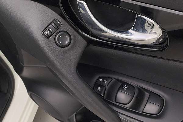 2017 Nissan QASHQAI Ti J11