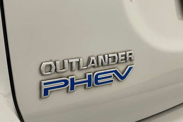 2017 Mitsubishi Outlander PHEV LS ZK