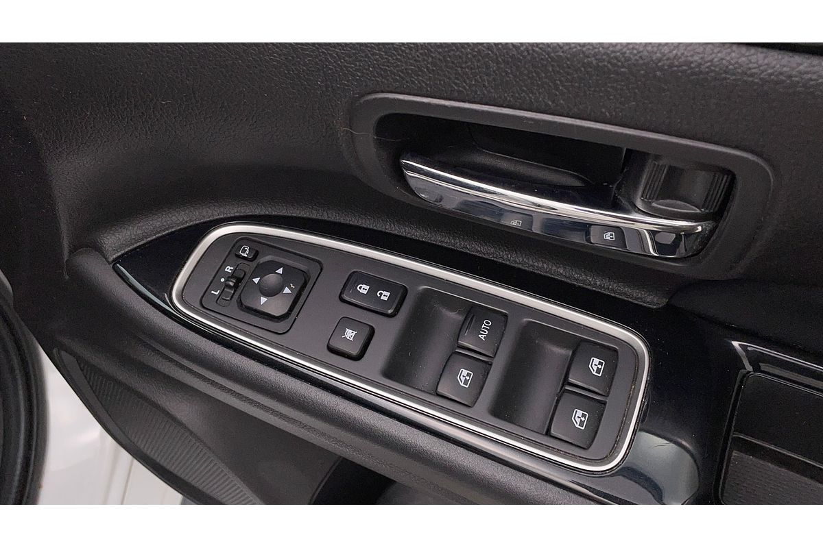 2017 Mitsubishi Outlander PHEV LS ZK