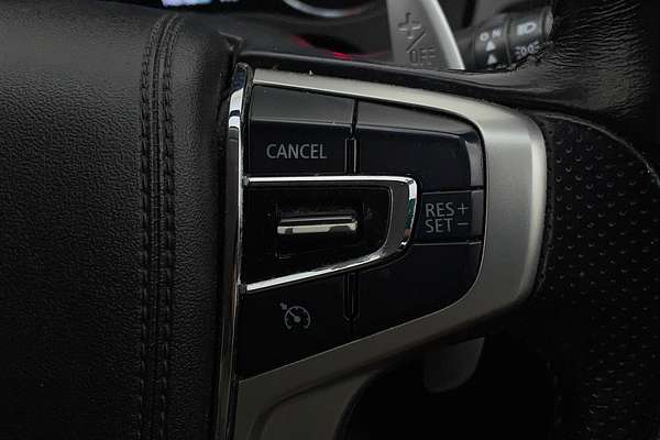 2017 Mitsubishi Outlander PHEV LS ZK