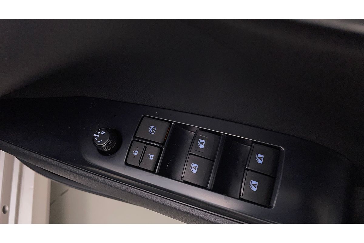 2018 Toyota Camry Ascent ASV70R