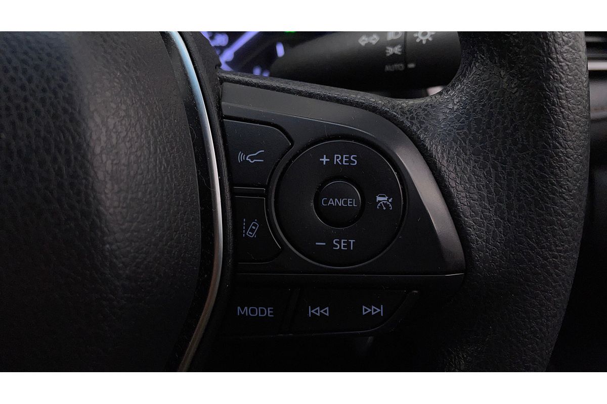 2018 Toyota Camry Ascent ASV70R
