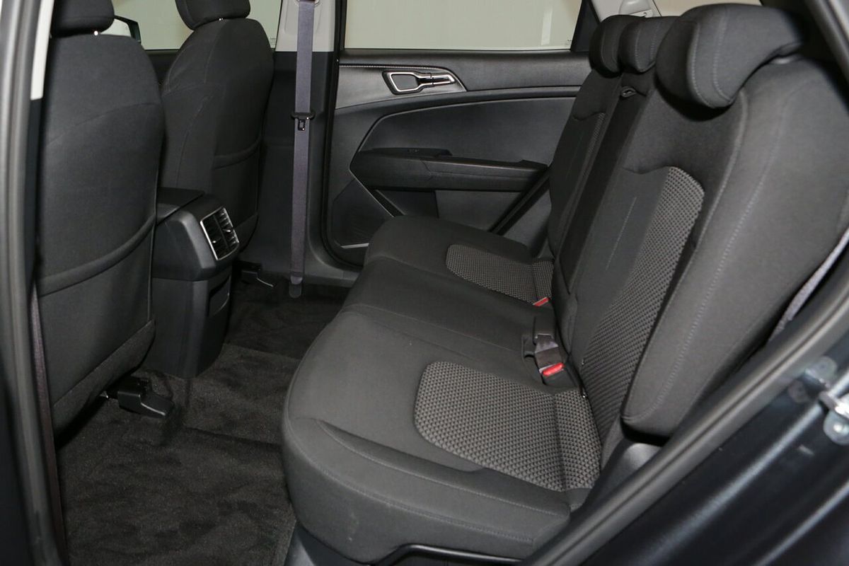 2024 Kia Sportage S NQ5