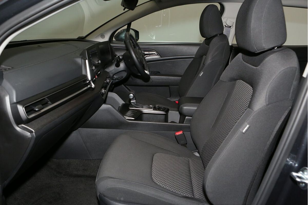 2024 Kia Sportage S NQ5