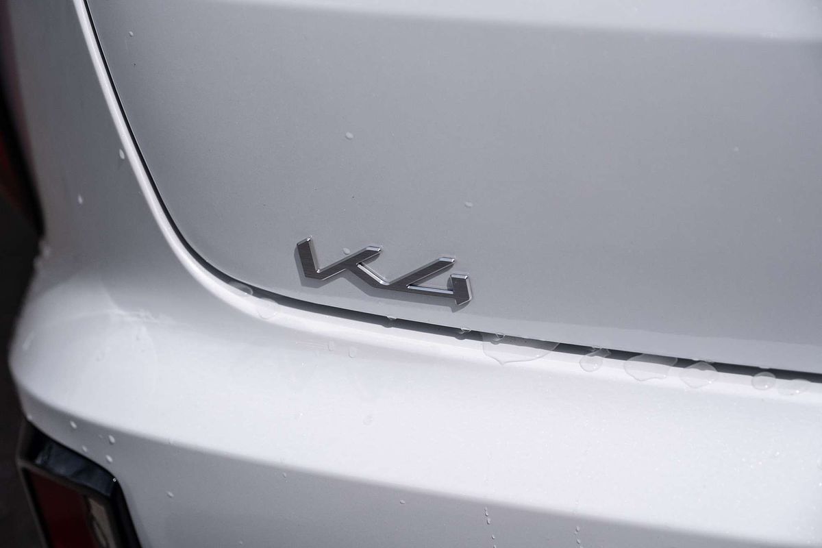 2025 Kia K4 GT-Line CL4m