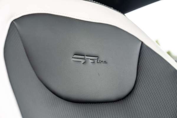 2025 Kia K4 GT-Line CL4m