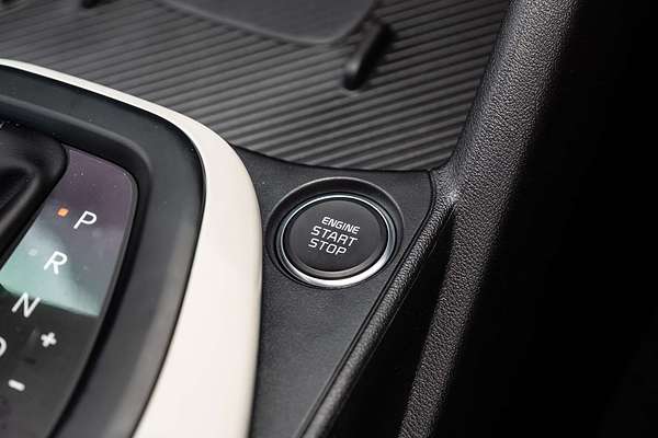 2025 Kia K4 GT-Line CL4m