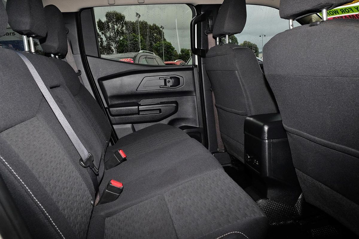 2024 Mitsubishi Triton GLX MV 4X4
