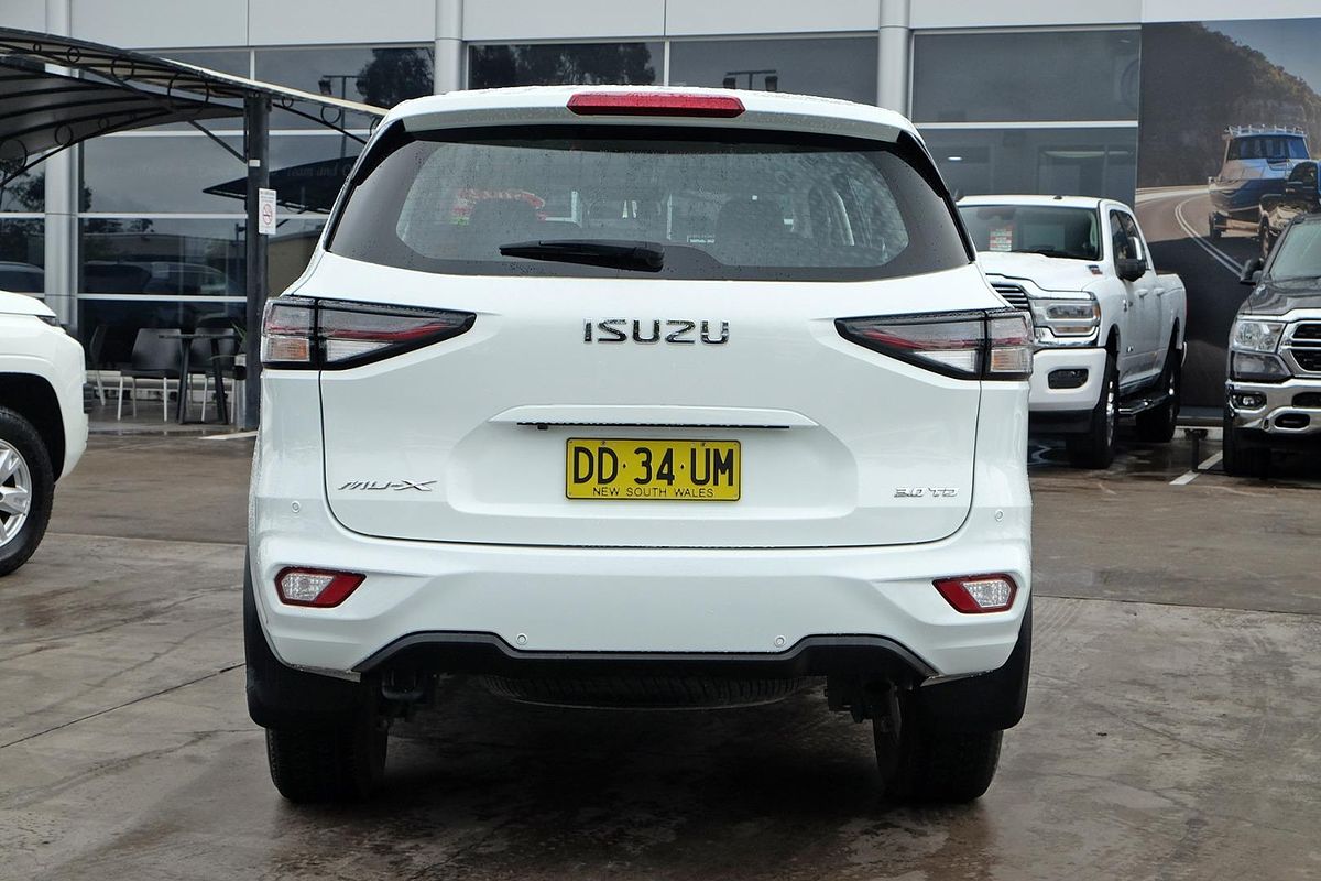 2022 Isuzu MU-X LS-M