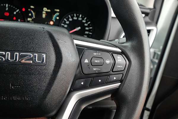 2022 Isuzu MU-X LS-M