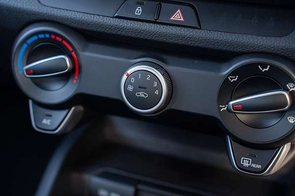 2025 Kia Stonic S YB