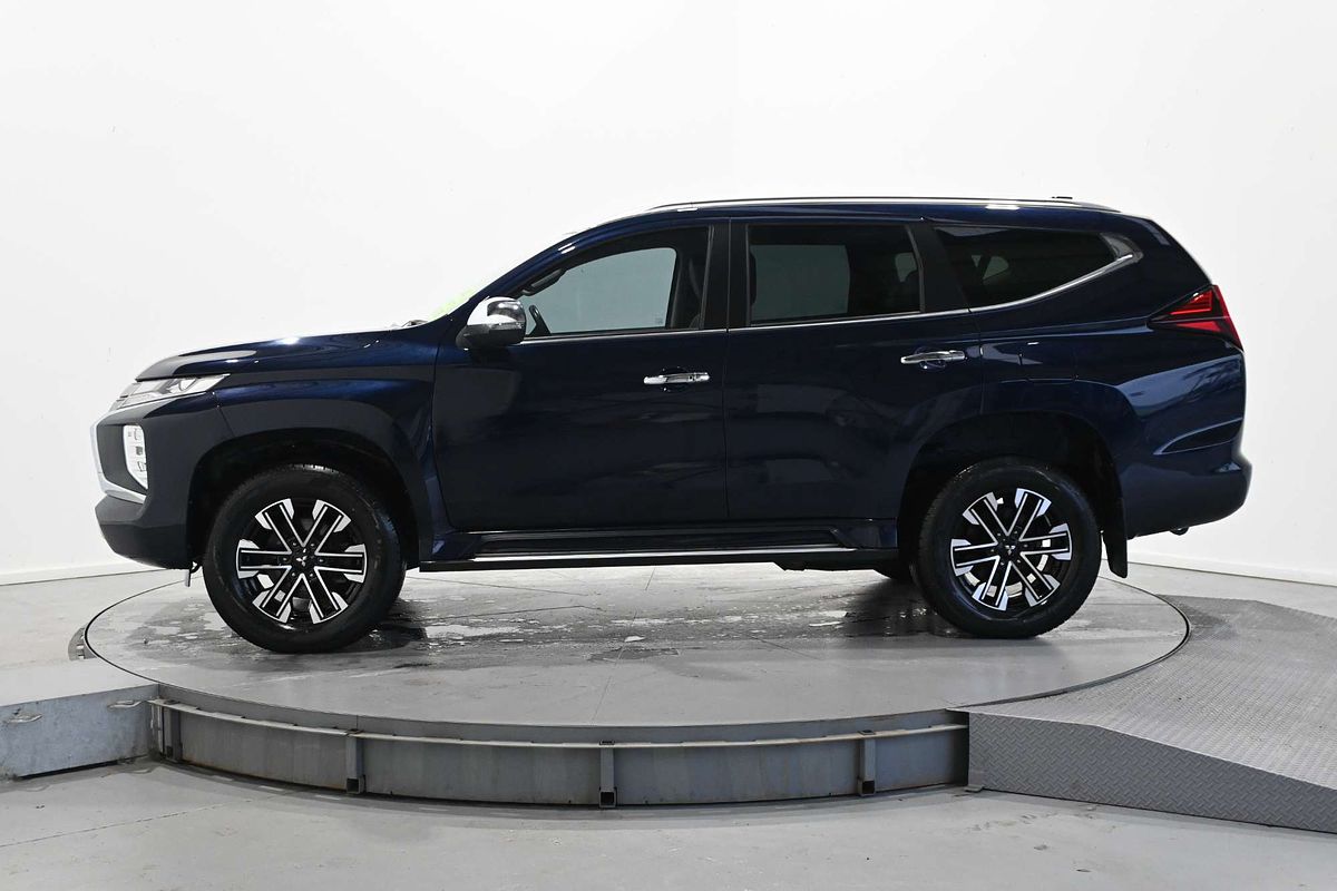 2020 Mitsubishi Pajero GLS NX