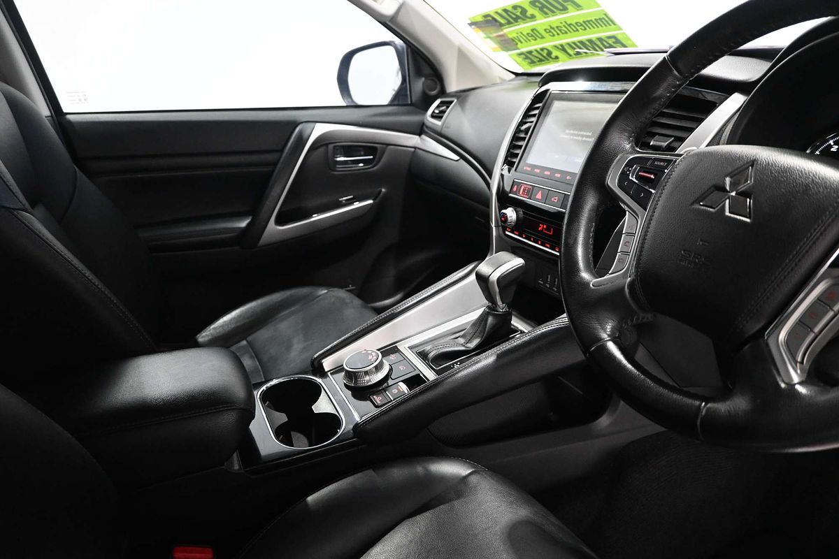 2020 Mitsubishi Pajero GLS NX