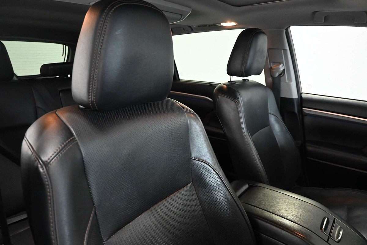 2016 Toyota Kluger Grande GSU50R