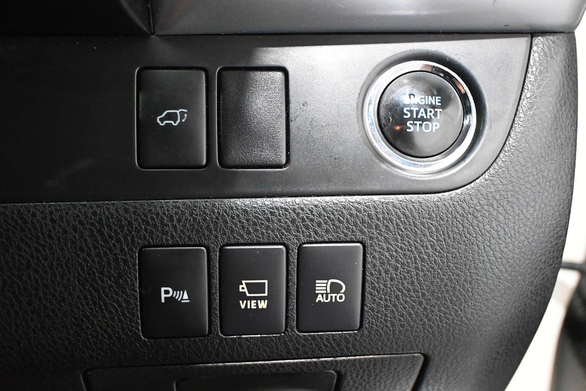 2016 Toyota Kluger Grande GSU50R