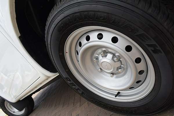 2025 Isuzu D-MAX SX High Ride Rear Wheel Drive