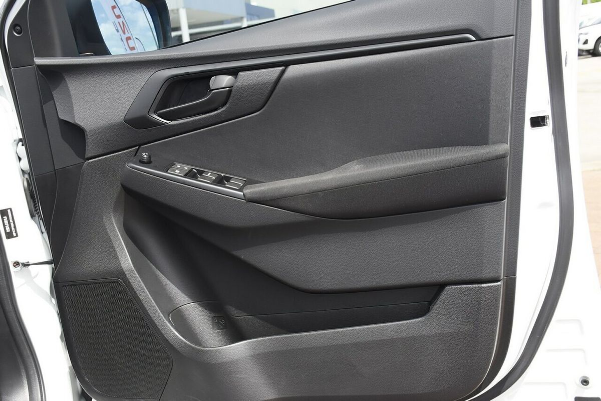 2025 Isuzu D-MAX SX High Ride Rear Wheel Drive