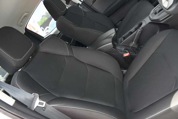 2025 Isuzu D-MAX SX High Ride Rear Wheel Drive