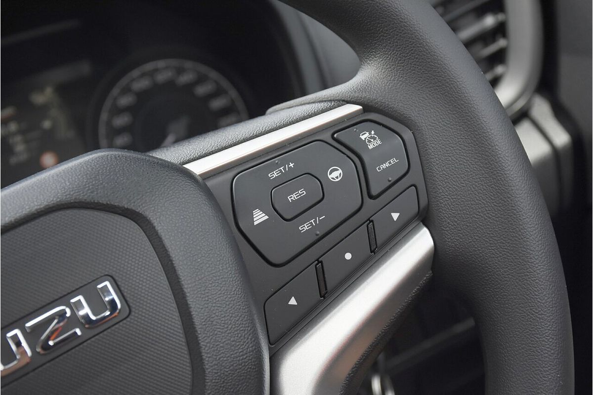 2025 Isuzu D-MAX SX High Ride Rear Wheel Drive