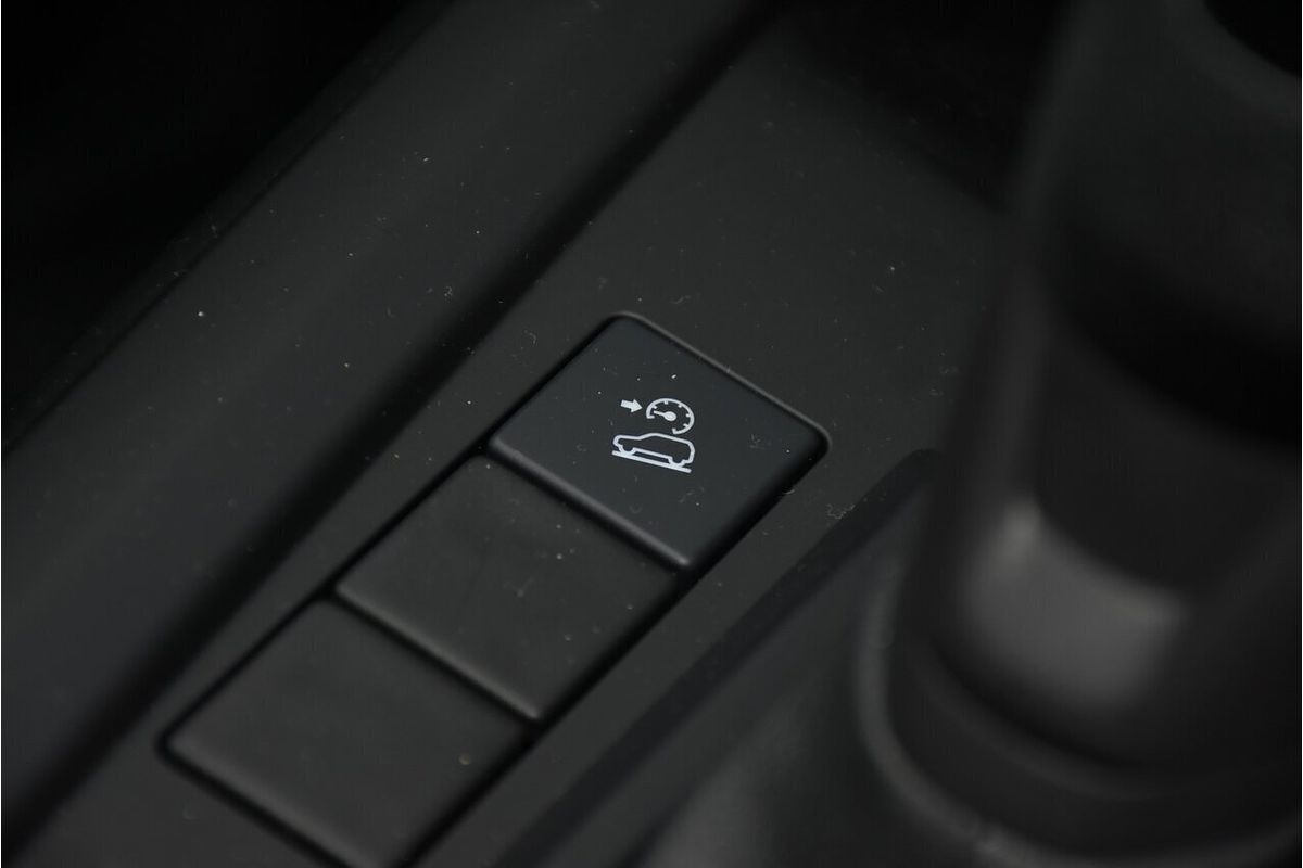 2025 Isuzu D-MAX SX High Ride Rear Wheel Drive