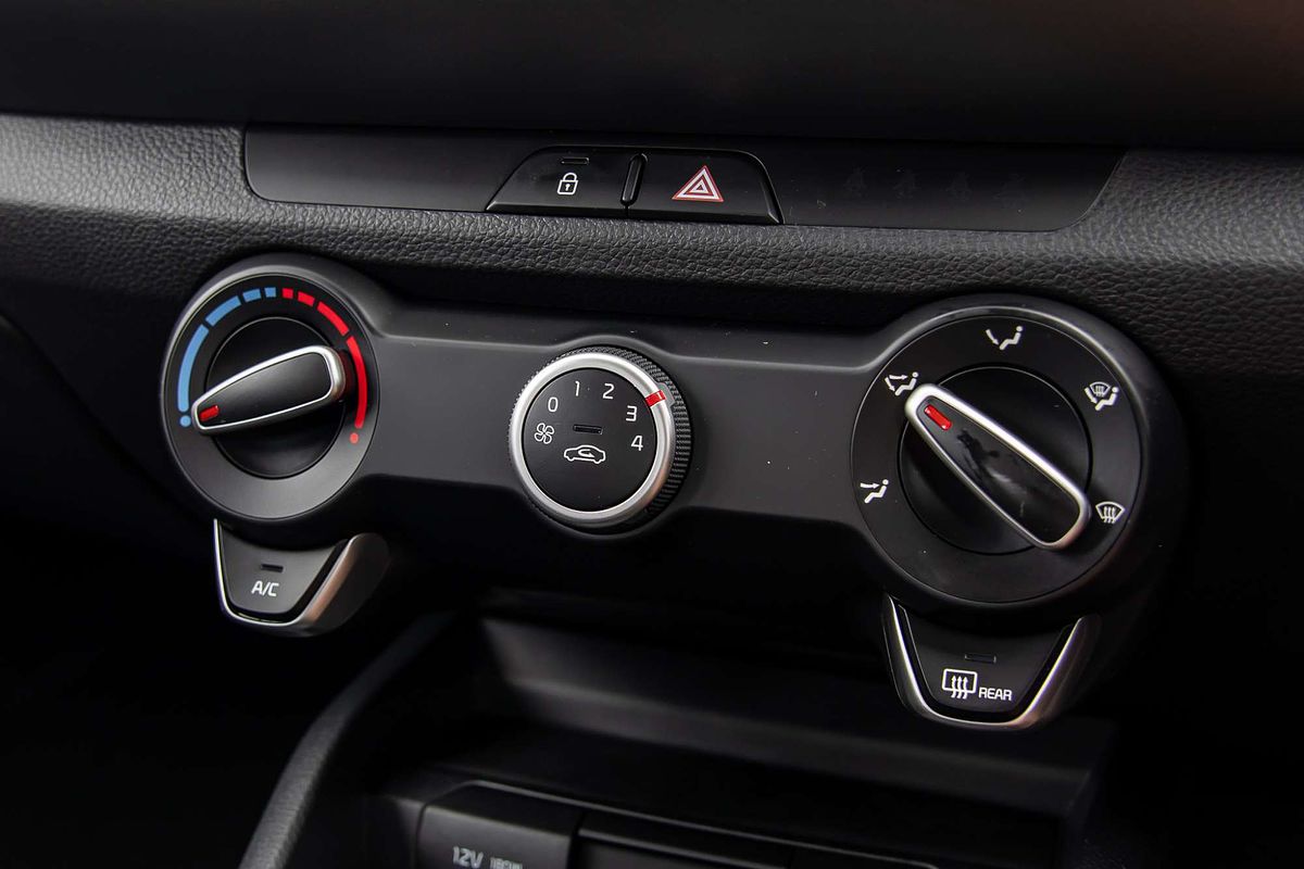 2025 Kia Stonic S YB
