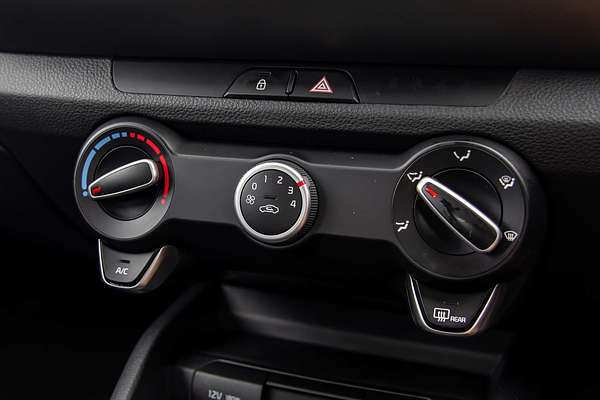 2025 Kia Stonic S YB