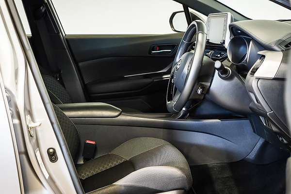 2021 Toyota C-HR GXL NGX10R