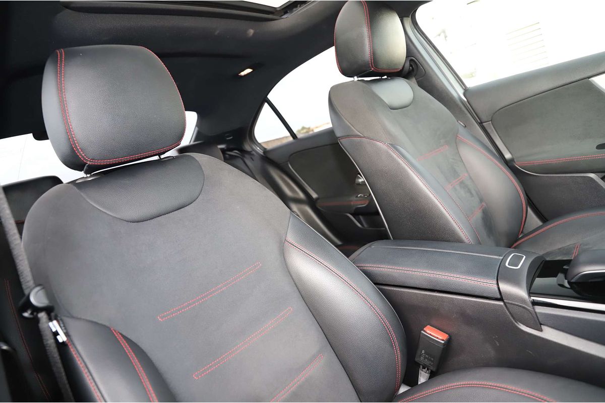 2020 Mercedes-Benz A-Class A180 V177