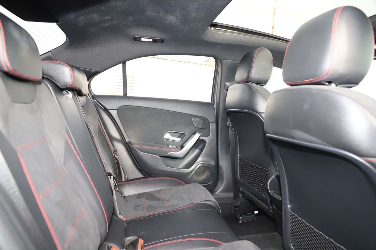2020 Mercedes-Benz A-Class A180 V177