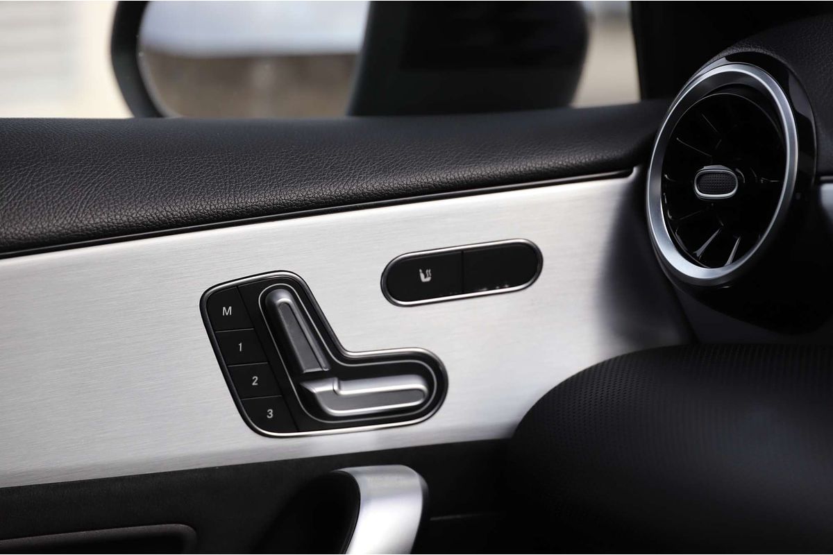 2020 Mercedes-Benz A-Class A180 V177